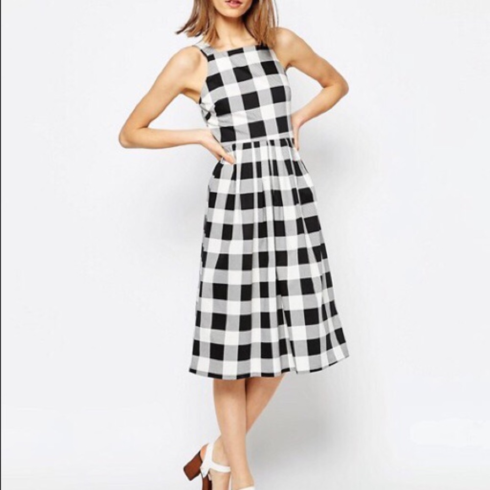 Black gingham cotton dress